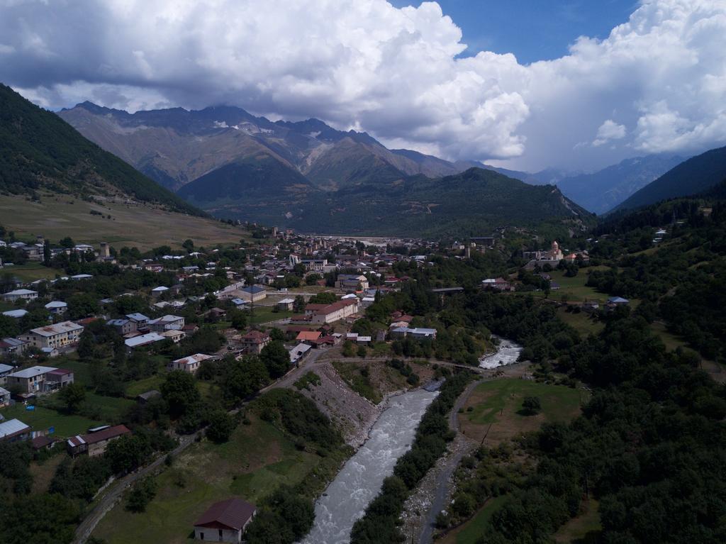 Keti Pilpani Guesthouse Mestia Exteriér fotografie